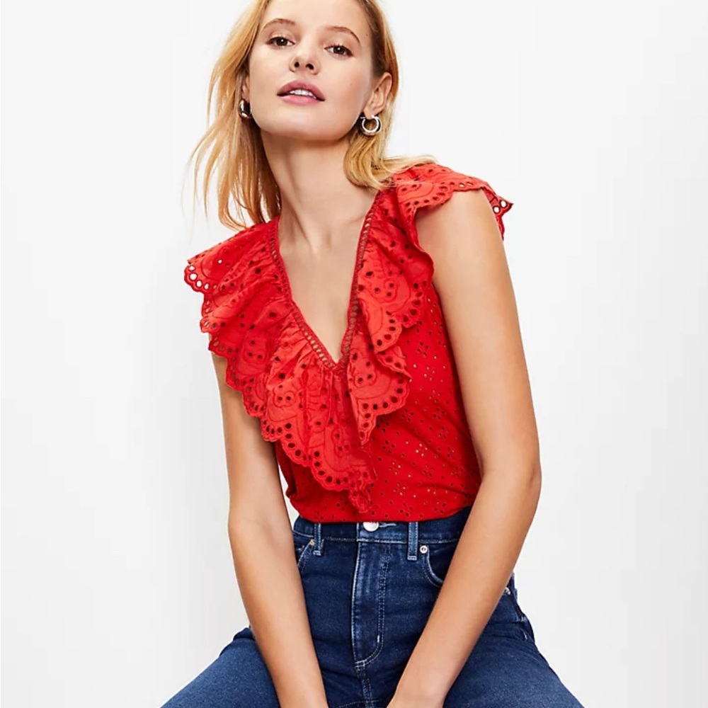 Red Loft eyelet V-neck Blouse; Size L